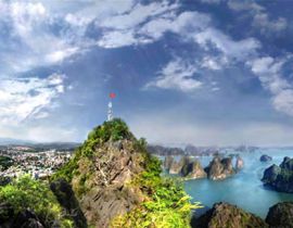 Núi Bài Thơ ở thành phố Hạ Long