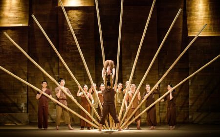 Sài Gòn: Show Làng Tôi