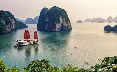 Hạ Long - Thăm Quan Vịnh Bái Tử Long 1/2 Ngày