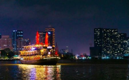 Tour Ăn Tối Trên Du Thuyền 5 Sao Hòn Ngọc Viễn Đông
