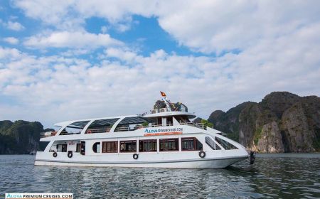 Tàu Thăm Vịnh Từ Cảng Quốc Tế Tuần Châu