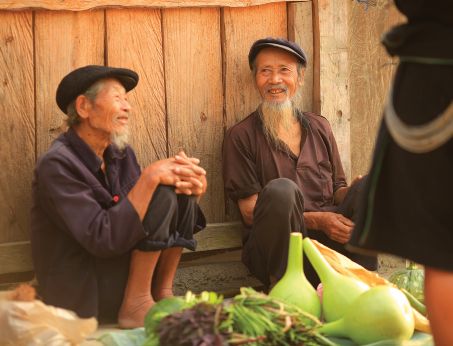 Ngôi Làng Trong Mây