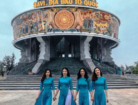 Du Lịch Móng Cái  đất Vùng Biên Quảng Ninh ăn đâu ? Chơi Gì ?