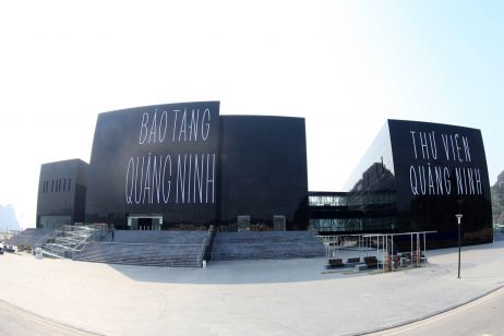 Bảo tàng Quảng Ninh (Hạ Long) – Viên ngọc đen huyền bí
