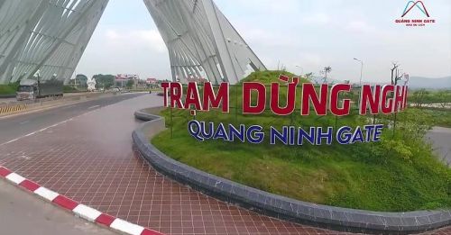 Quang Ninh Gate tourist area