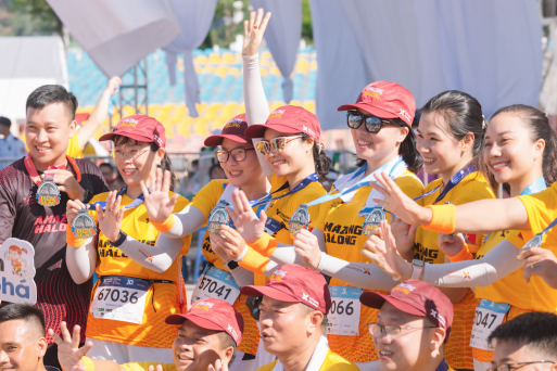 Vnexpress Marathon Amazing Hạ Long 2023 tiếp tục bán vé sớm cho các Runner