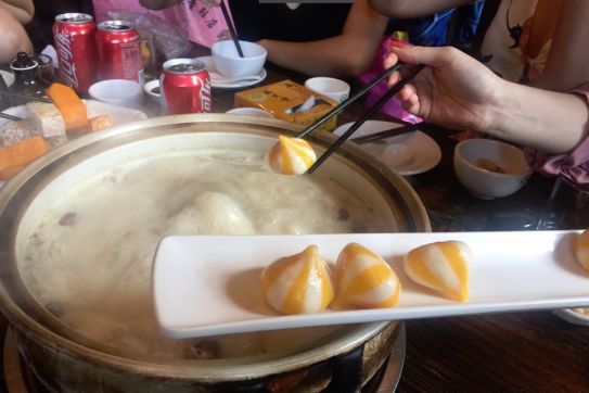 1001 địa điểm ăn ngon nuốt lưỡi Ở Đông Hưng - Trung Quốc  phần 2