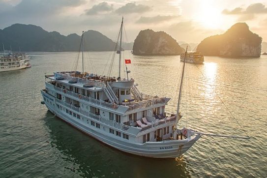 MỘT NGÀY TRÊN VỊNH HẠ LONG CÙNG DU THUYỀN PARADISE LUXURY DAY CRUISE