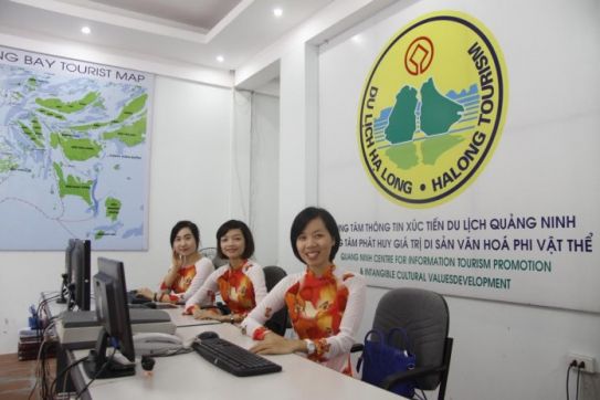 Tổng đài tư vấn dịch vụ du lịch Quảng Ninh
