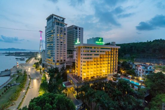 Ha Long Plaza Hotel