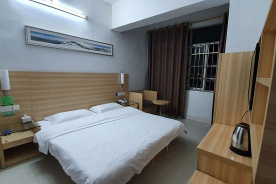 Yi Cheng Express Hotel