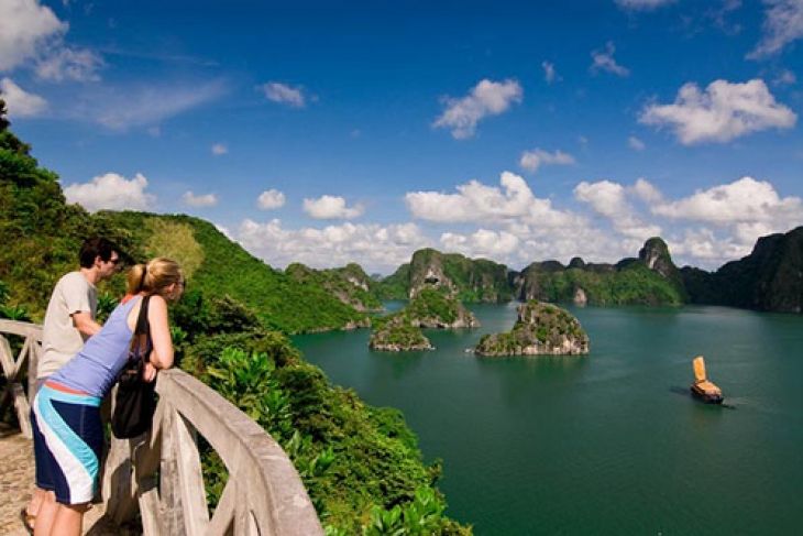 Đảo Rều - Cái Tên đầy Quyến Rũ Trên Bản đồ Du Lịch Hạ Long Đảo Rều - Cái Tên đầy Quyến Rũ Trên Bản đồ Du Lịch Hạ Long