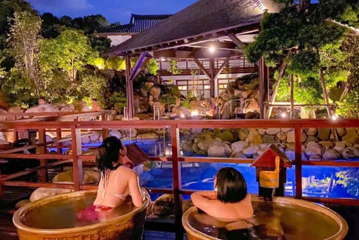 “TẮM TRĂNG” TẠI YOKO ONSEN QUANG HANH