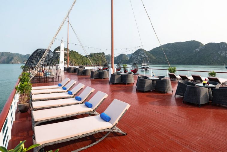 aqua-of-the-seas-cruise-sundeck-1