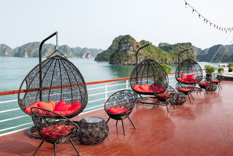 aqua-of-the-seas-cruise-sundeck-3
