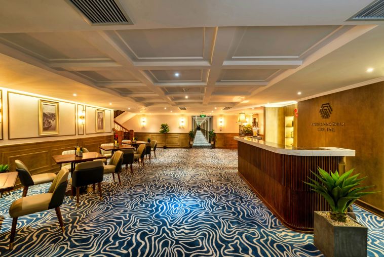 Ambassador-Cruise-ii-Watingroom-scaled