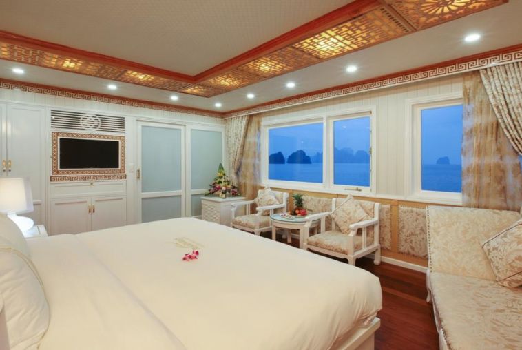 royal_suite_cabin
