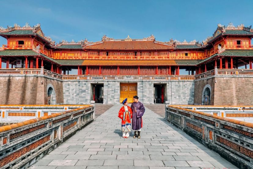 Chiêm Ngưỡng Lát Cắt Thời Gian Trên Dấu Tích Kinh Thành Huế Chiêm Ngưỡng Lát Cắt Thời Gian Trên Dấu Tích Kinh Thành Huế