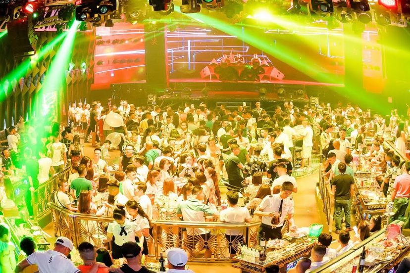 Cuộc Sống đêm Hạ Long - Tổng Hợp Bar, Karaoke Dịch Vụ đêm Nổi Tiếng Cập Nhật T1. 2021