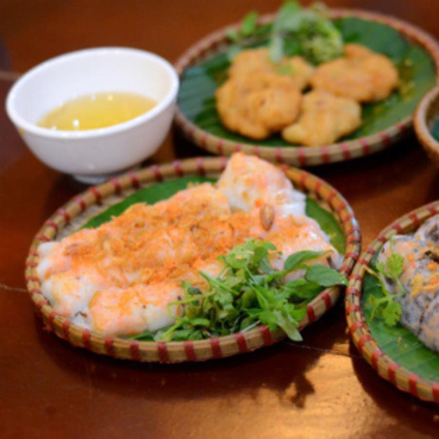 bánh cuốn chả mực